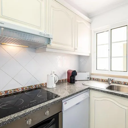 Nidio - Great Location بيت للعطل *